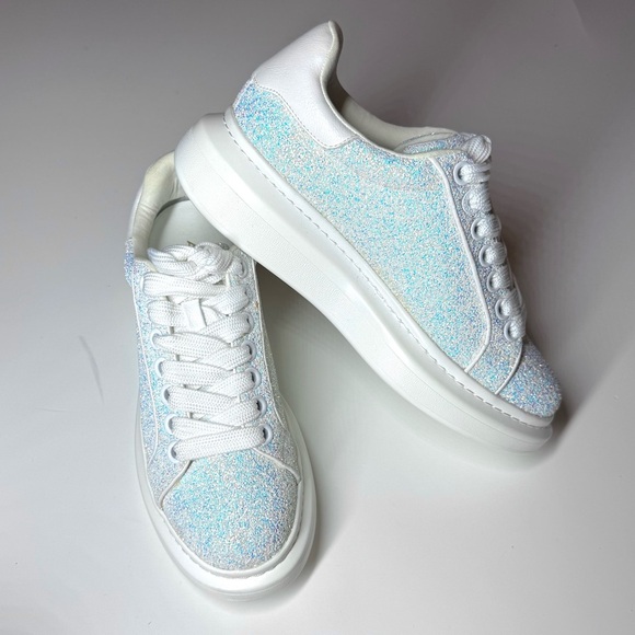 Aldo Women’s Sparkling White Glitter Sneakers Size- 7 ( New ) - Picture 7 of 10